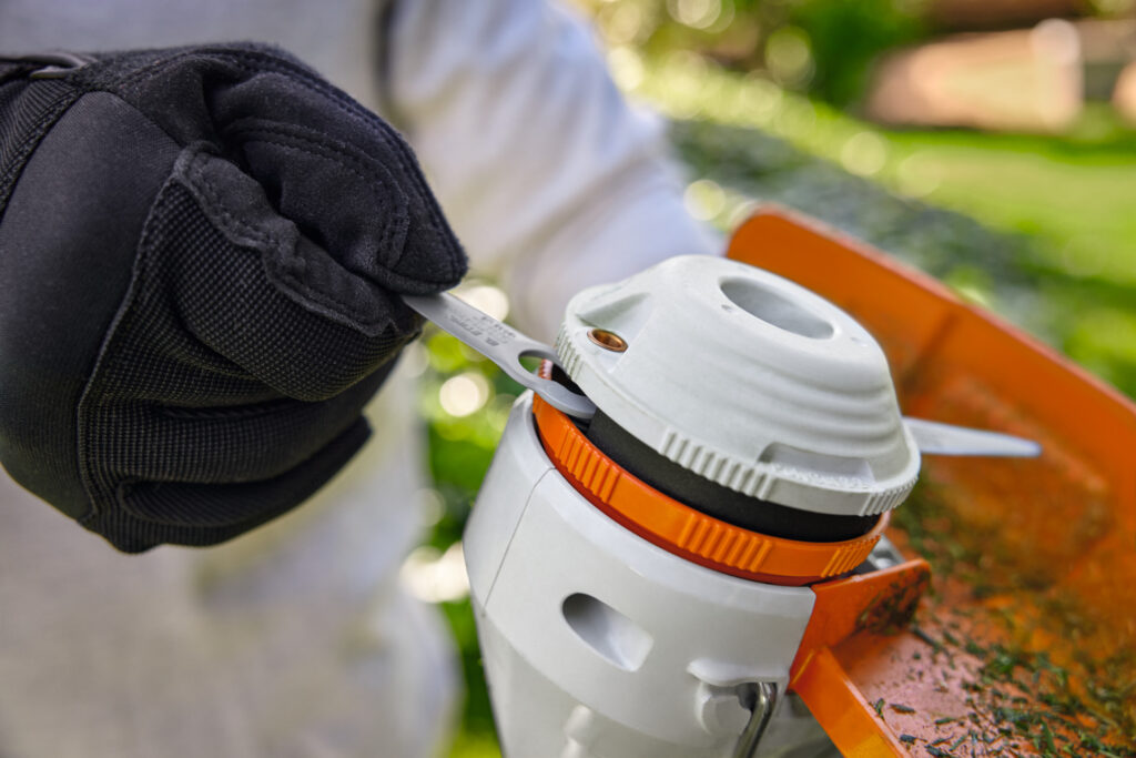 Desbrozadora STIHL FSA 30 kit AS 2 + AL 1