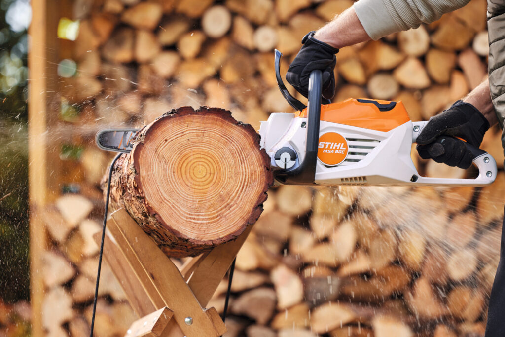 Motosierra STIHL MSA 80